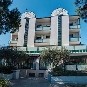 https://hotel-zeus.emilia-romagnahotels.net