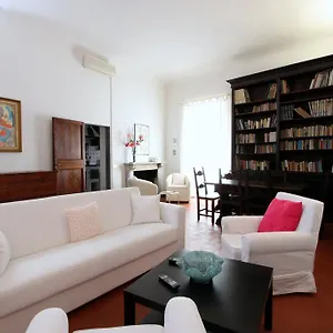 medici-tower-apartment.it-tuscanyhotel.com/
